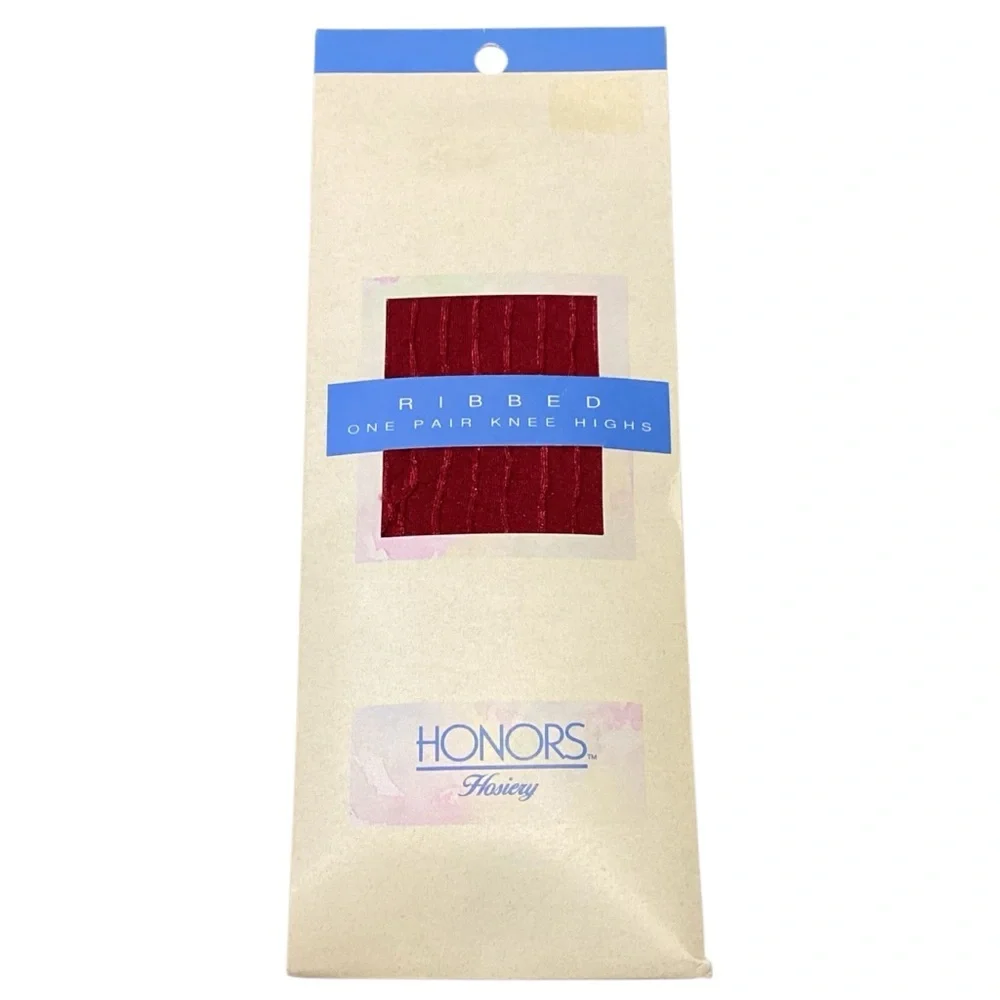 Honors Hosiery Garnet Red Ribbed Knee High Socks, Fits Sizes 9-11 New in Package